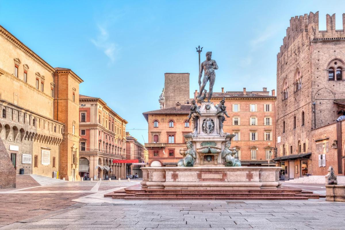 Piazza Maggiore-Luxury Apartment-Elegant Terrace Болонья Екстер'єр фото